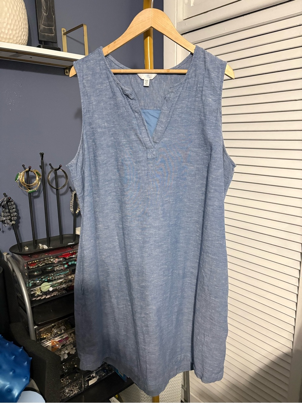 Time and Tru Light Blue Linen Sleeveless Dress